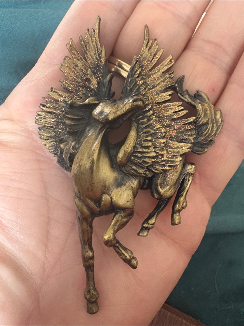 Vintage 1980’s Gold Pegasus Winged Brooch Pin - Women's Jewelry